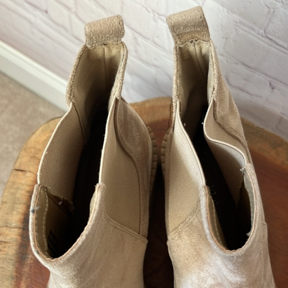 Madden Girl Tiana Boots in Dark Taupe - Picture 8 of 11